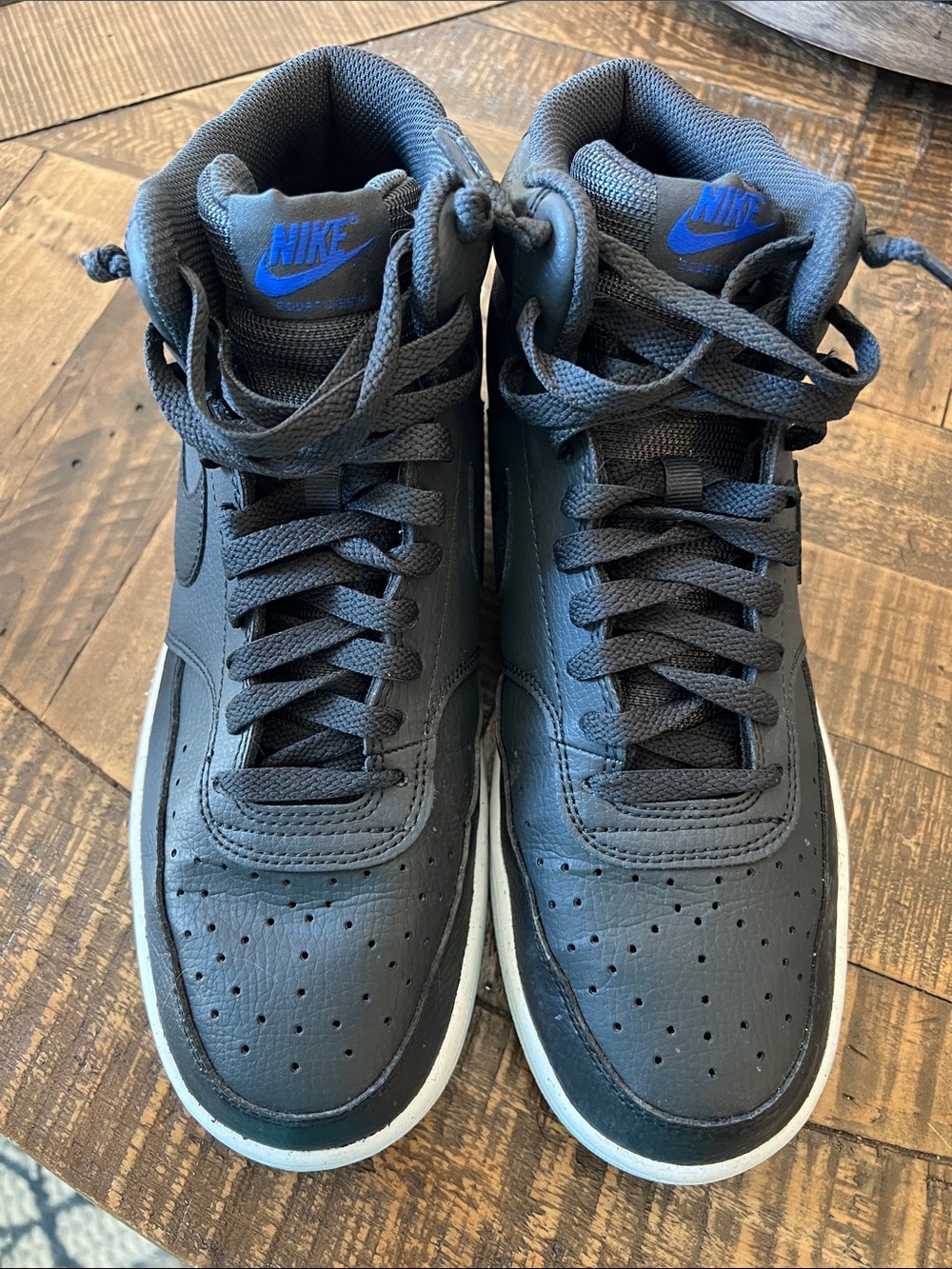 Nike Men's High-Top Sneakers in Charcoal with Blue Logo